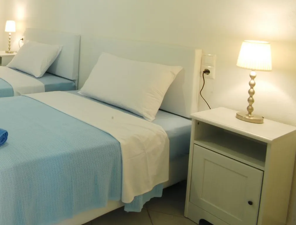 פרדייז ביץ' Lino Apartments יוון
