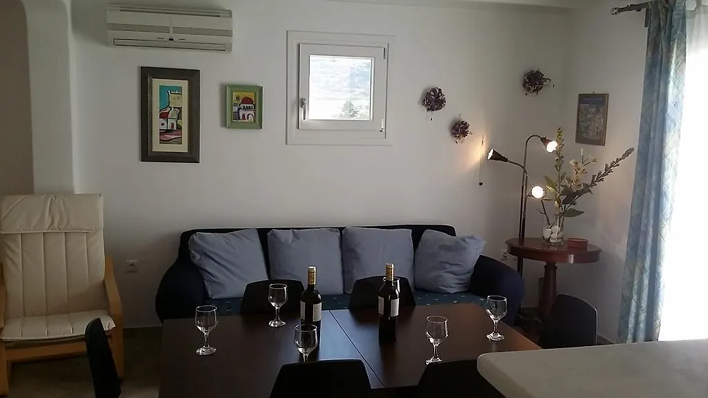 פרדייז ביץ' Lino Apartments יוון